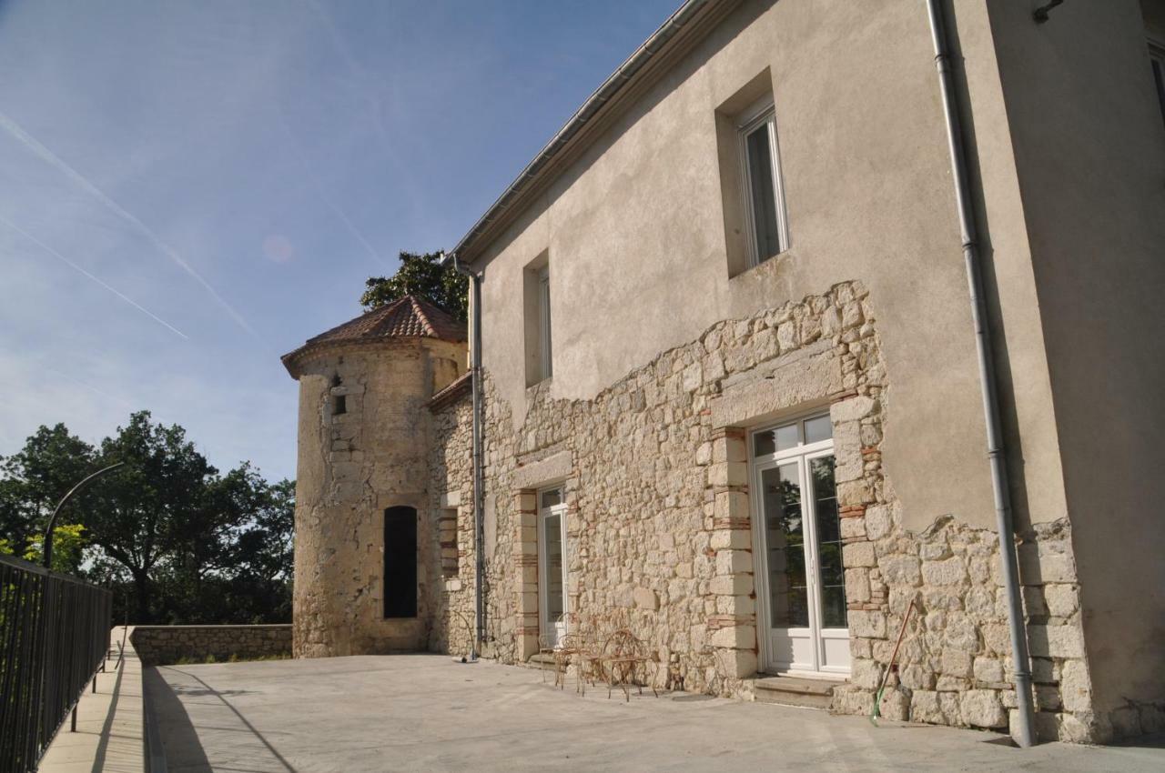 مبيت وإفطار Saint-Pierre-de-Clairac Loustalneou المظهر الخارجي الصورة